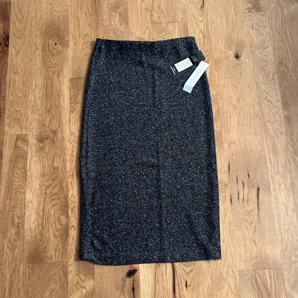 Tribal Black and Silver Sparkle Skirt 🤍🖤NWT